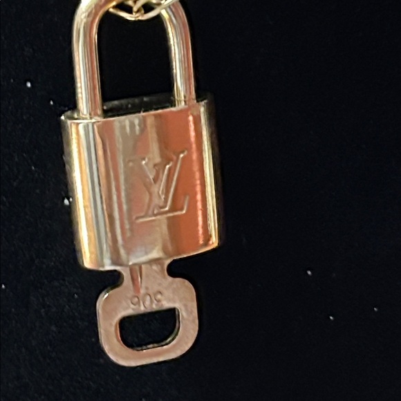 Louis Vuitton #306 Gold-tone LV Padlock Pendant Necklace on 20” Paperclip Chain - Picture 9 of 9